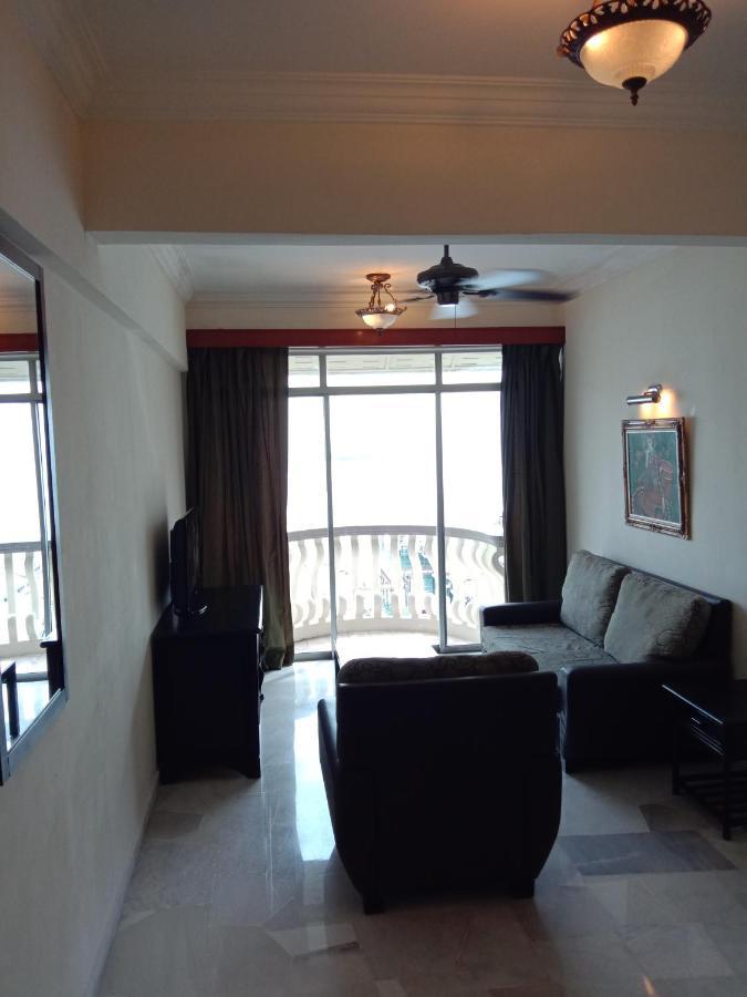 Glory Beach Resort Private Penthouse Port Dickson Exteriér fotografie